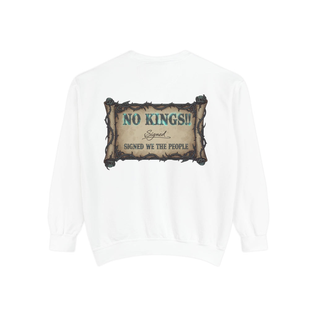 Garment-Dyed Unisex Sweatshirt with Pirate Skull Design